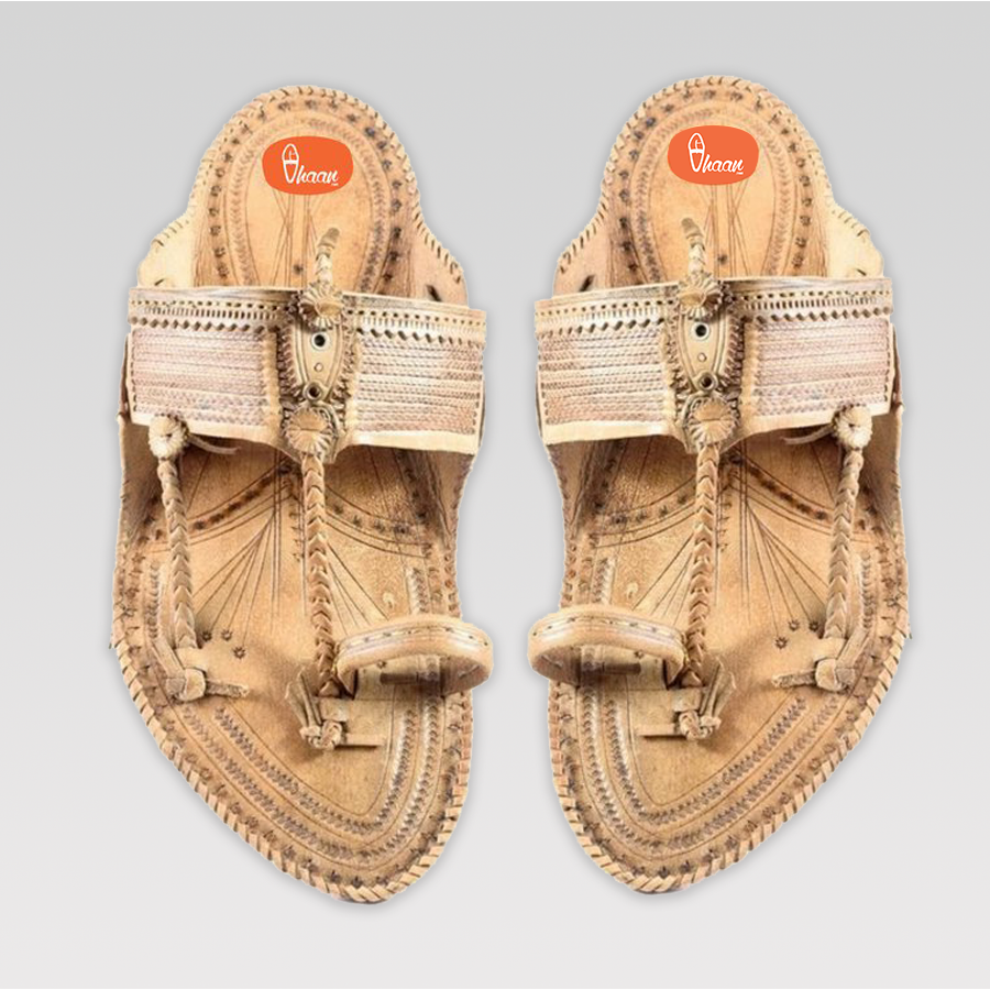 Kapashi kolhapuri chappal by Vhaan