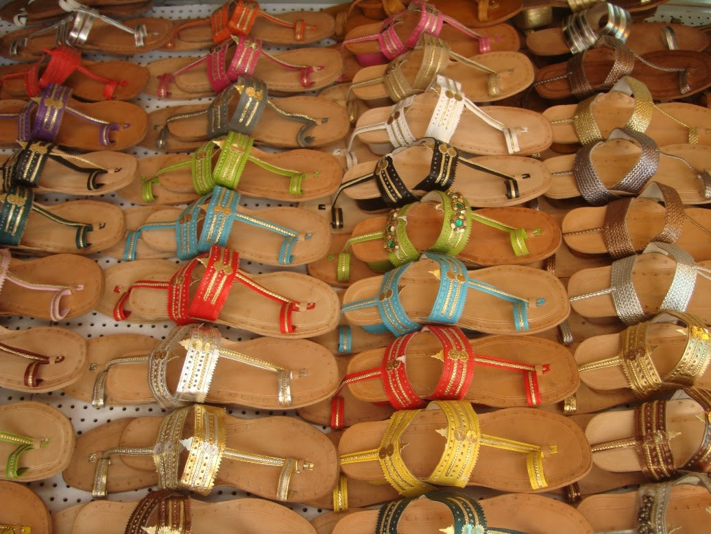 Monday, October 15, 2012 Kolhapuri chappals