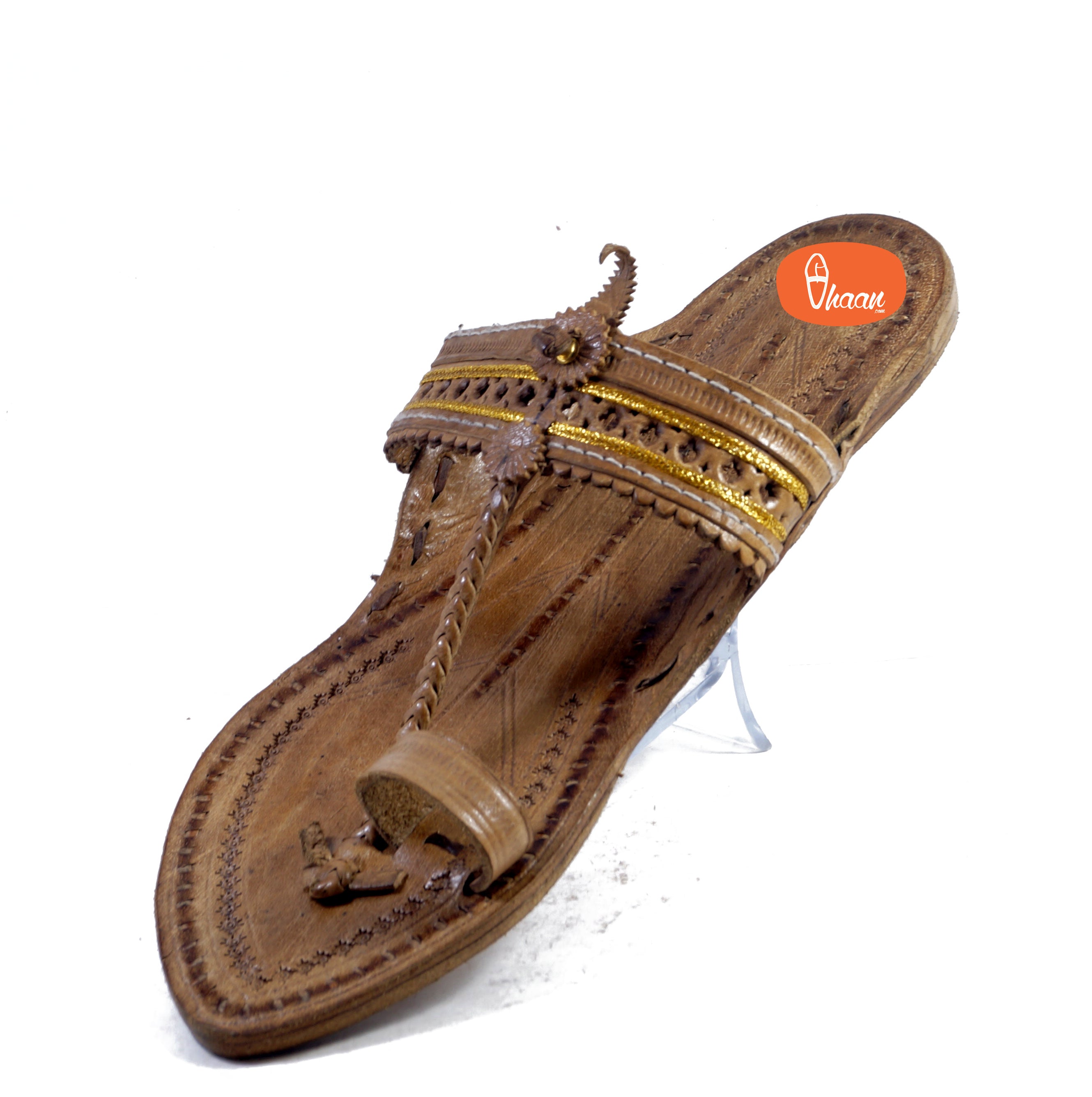 Ladies Kolhapuri chappal with Jari