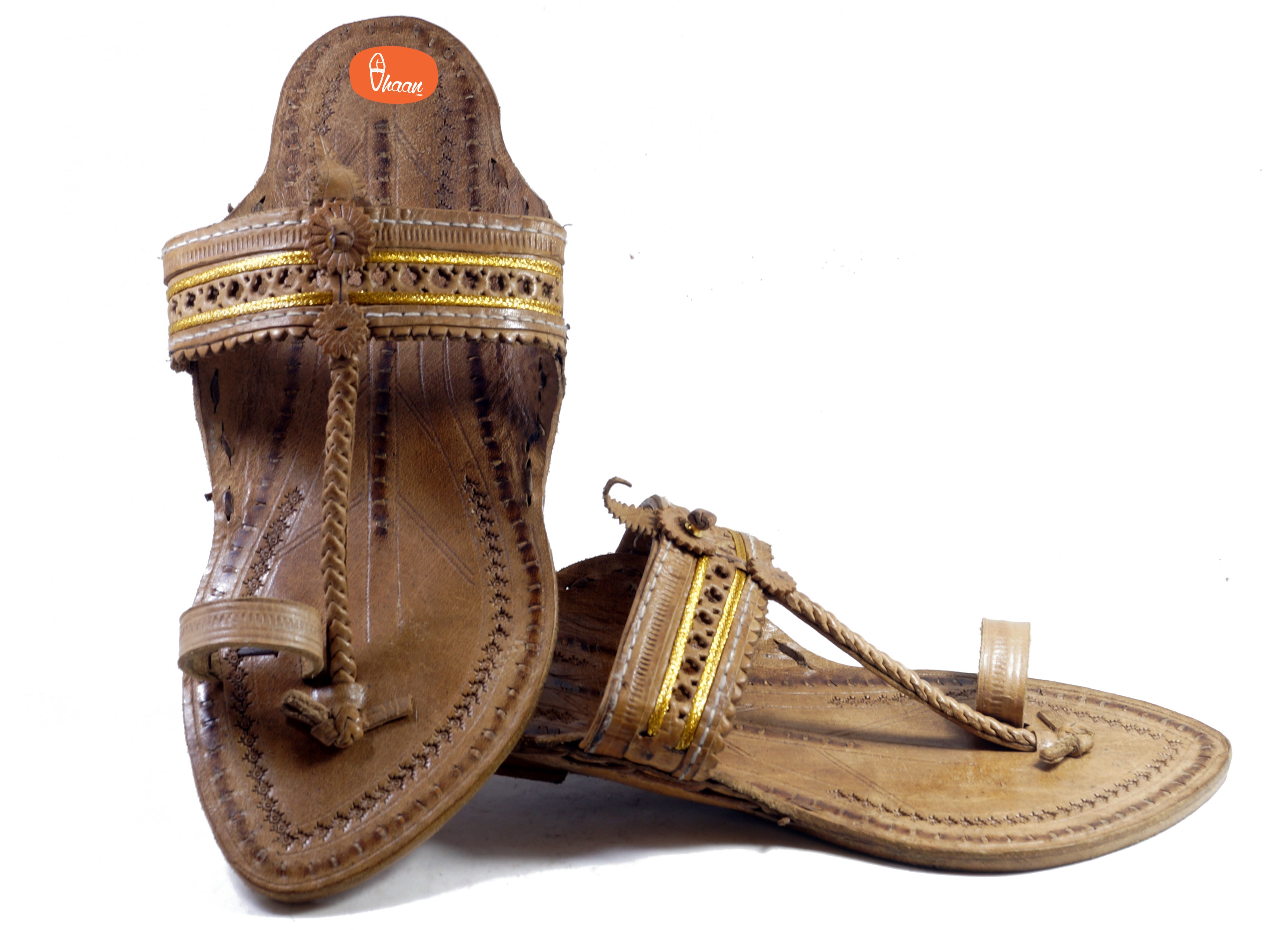Ladies Kolhapuri chappal with Jari