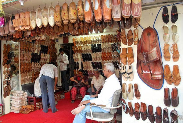 Kolhapuri discount chappal wholesale