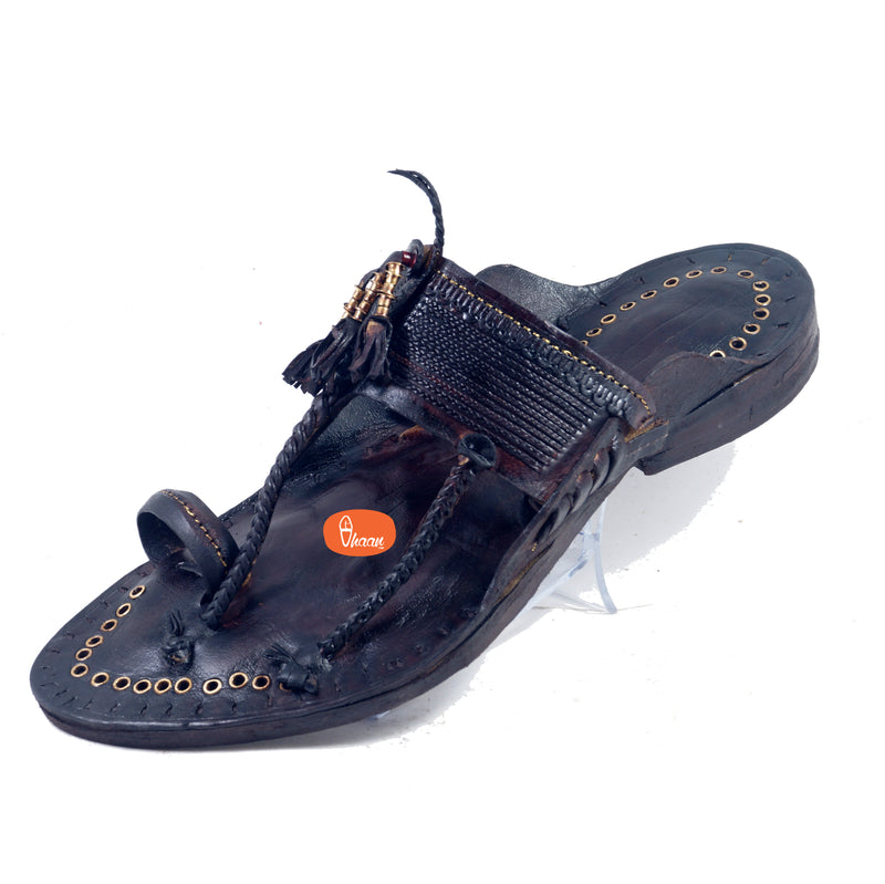 Kapshi kolhapuri chappal