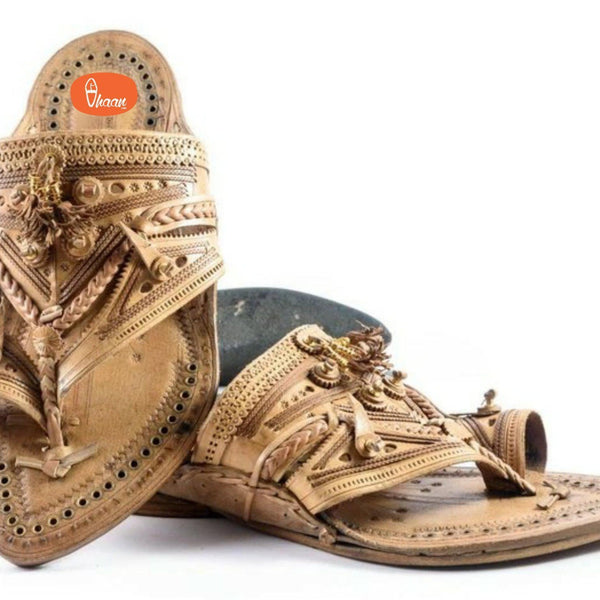 Assal Antique Shahu kolhapuri chappal by Vhaan Buy Vhaan